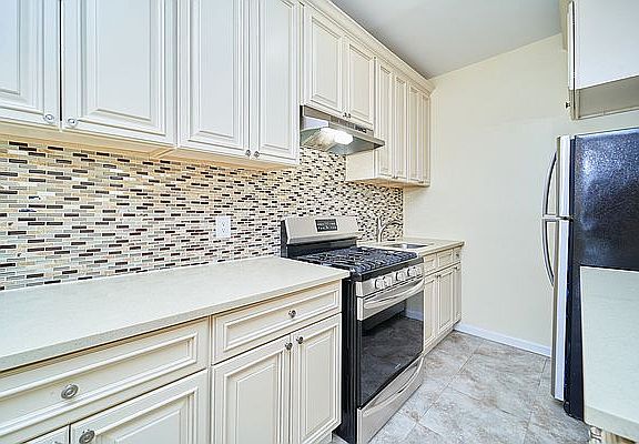 5th image of 615 W 183rd St APT 5E