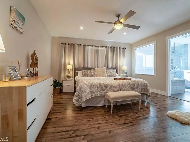 1530 Marine Ave — Photo 18