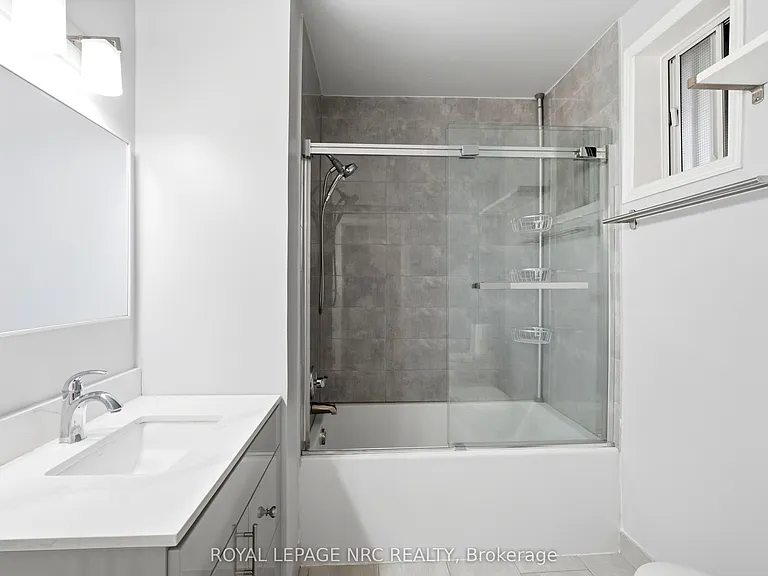 356 N Hunter St E #11 — Photo 19