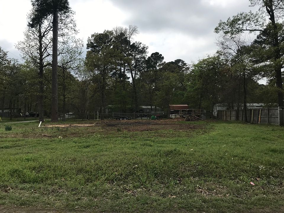 1st image of Brierwood Dr