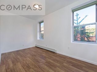 400 W 46th St APT 3B, New York, NY 10036