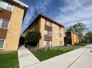 2108 S 17th Ave APT GE, Broadview, IL 60155