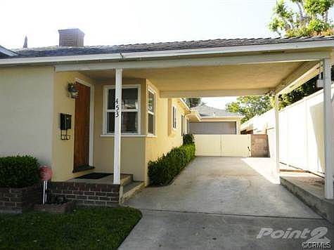 3rd image of 453 Irving Dr