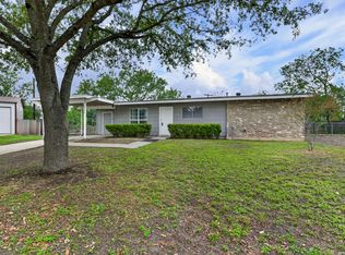 6039 Golden Valley Dr, San Antonio, TX 78242