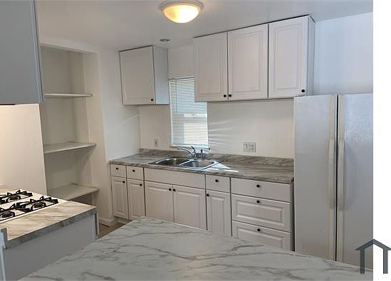 1st image of 1661 Alum Rock Ave APT 7