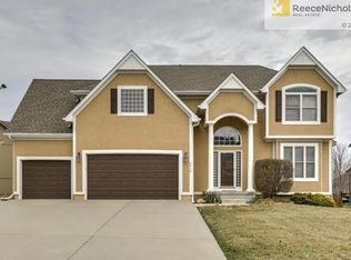 2416 SW Regency Dr, Lees Summit, MO 64082
