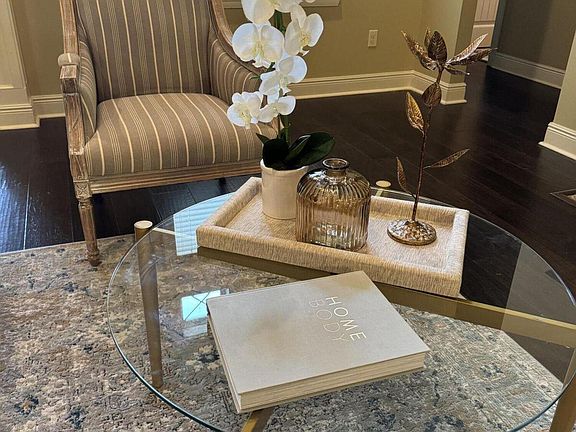 5th image of 100 Flora Springs Dr