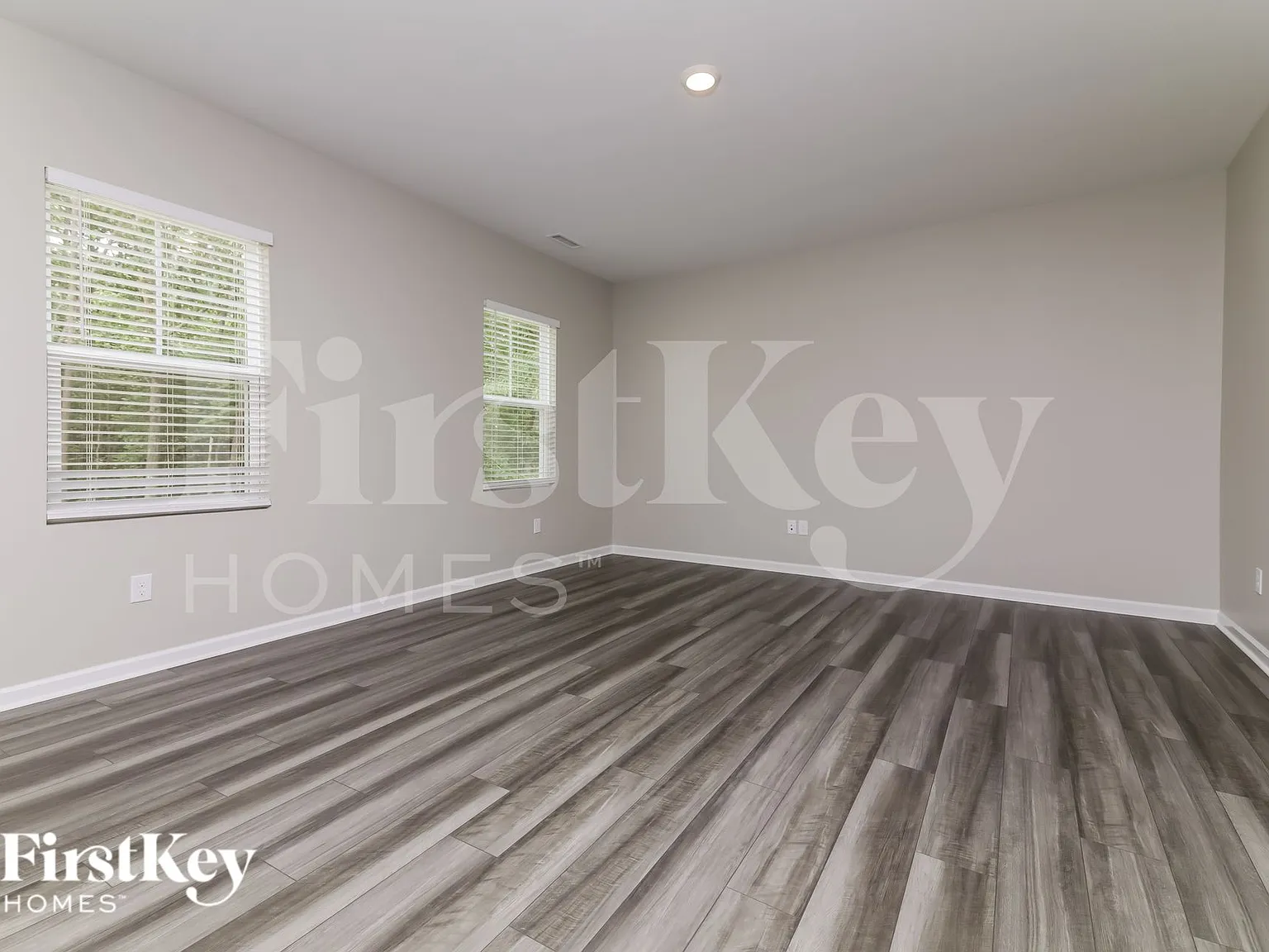 4 bed, 2.5 bath, 2180 sqft, $2,170 — Photo 2