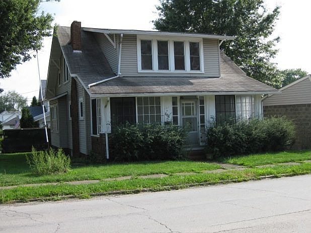 1st image of 806 McKinnon Ave