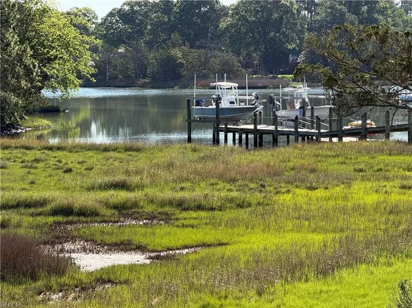 3 Carmines Ct, Poquoson, VA 23662
