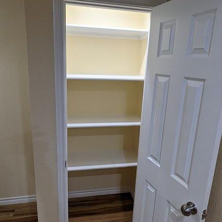 3rd image of 7253 Rimwood