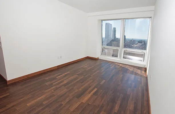 Rented by NOVO | media 42