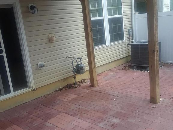 3rd image of 9605 Westerdale Dr