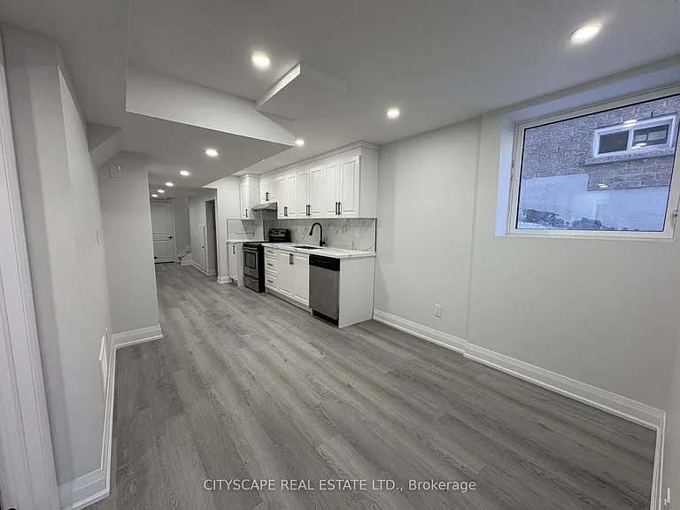 5517 Meadowcrest Ave — Photo 9
