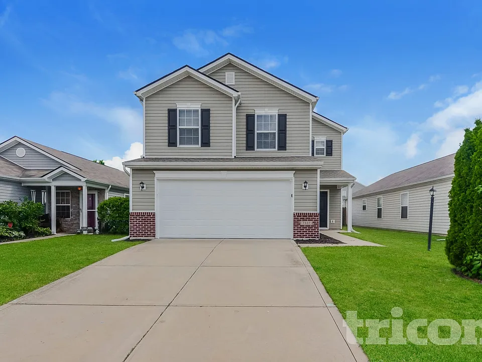2337 Middle View Dr