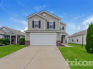 2337 Middle View Dr, Columbus, IN 47201