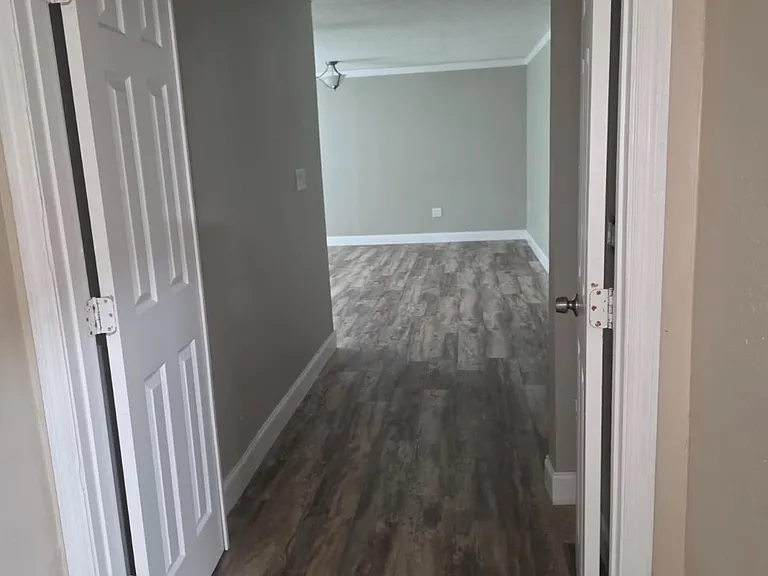 319 Wellon Ave — Photo 8