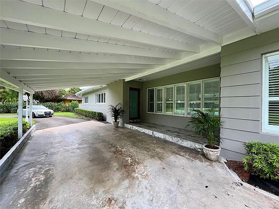 2nd image of 6800 SW 124th St