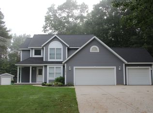 14813 Riverside Trl, Grand Haven, MI 49417