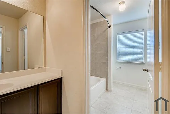 153 Ryan St — Photo 21