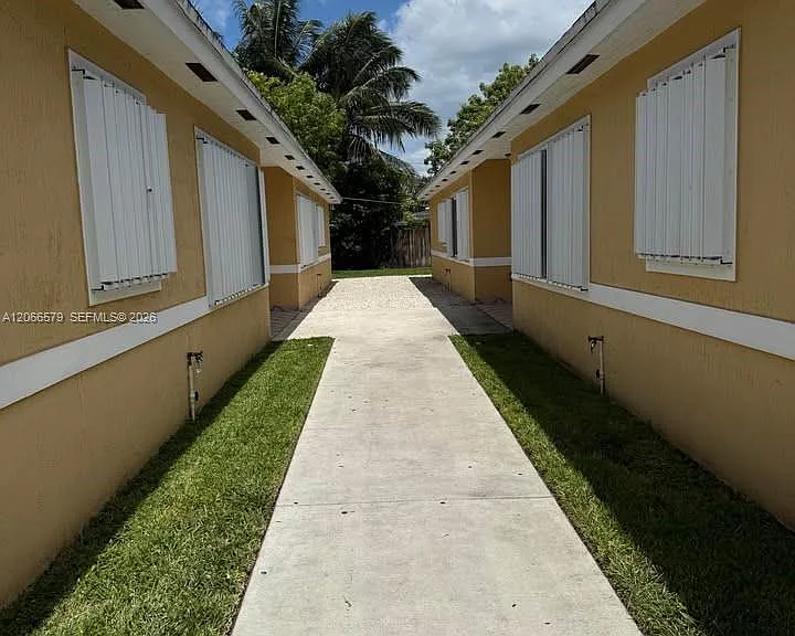 2635 NW 24th Ave — Photo 15