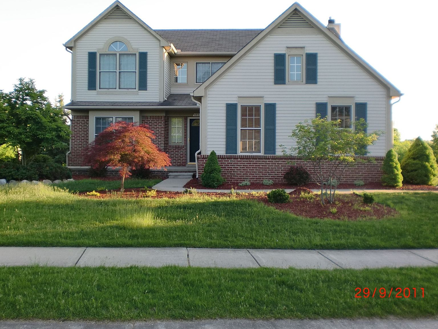 43077 Brookstone Dr Novi MI 48377 Zillow