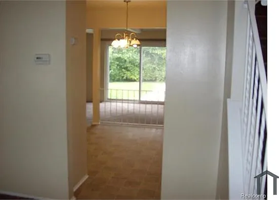 15110 W Nine Mile Rd — Photo 13