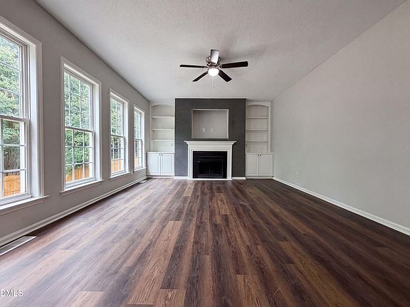 3rd image of 225 Sarazen Dr
