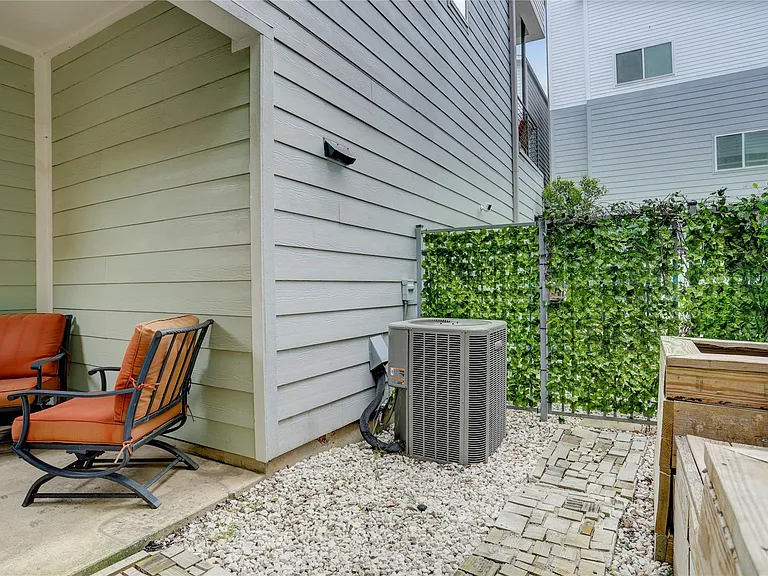 2403 Jackson St #C — Photo 12