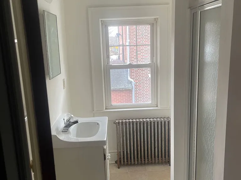 328 Main St - Red Pod — Photo 10
