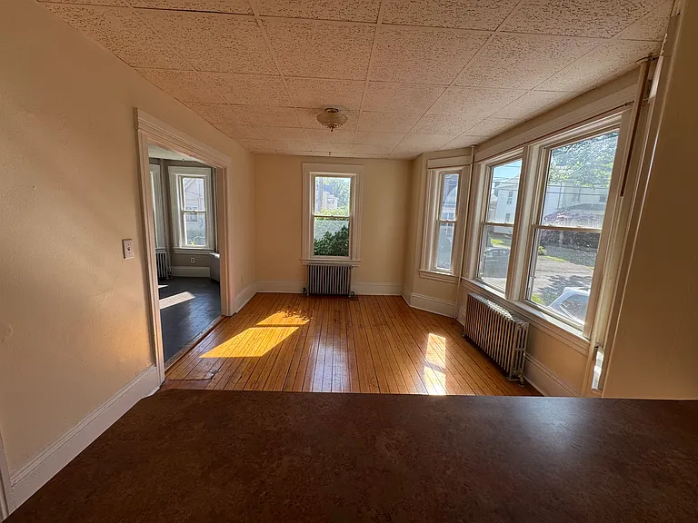 Dining room.