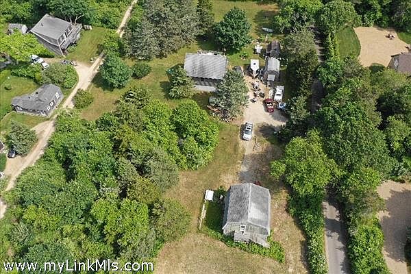 Ariel showing North (front lot) to South (rear lot), including deeded 12 foot Right of Way on East Side.