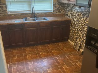 10816 E 59th St, Raytown, MO 64133