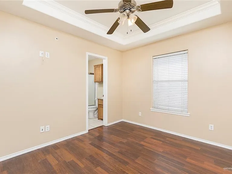 103 S 48th Ln #4 — Photo 10