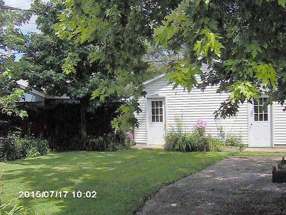 Garage with alley entry/back yard