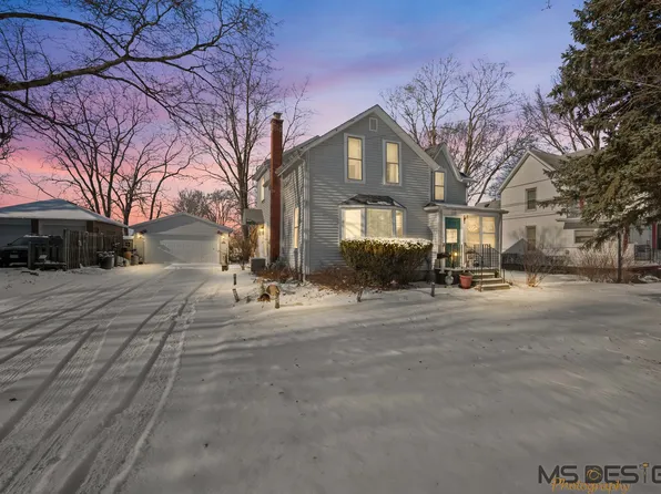 143 Mason Ct, Sycamore, IL 60178