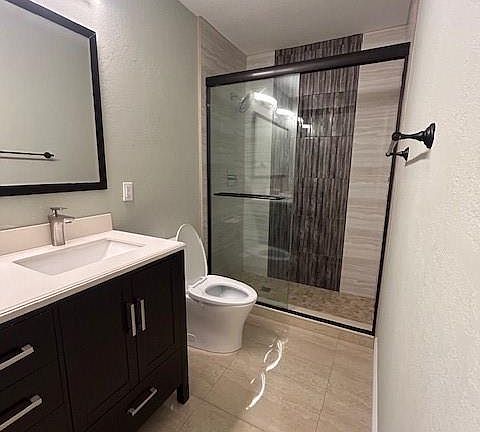 5th image of 4757 Sunny Palm Cir APT B
