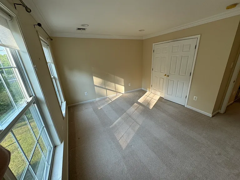 245 South Ln — Photo 18
