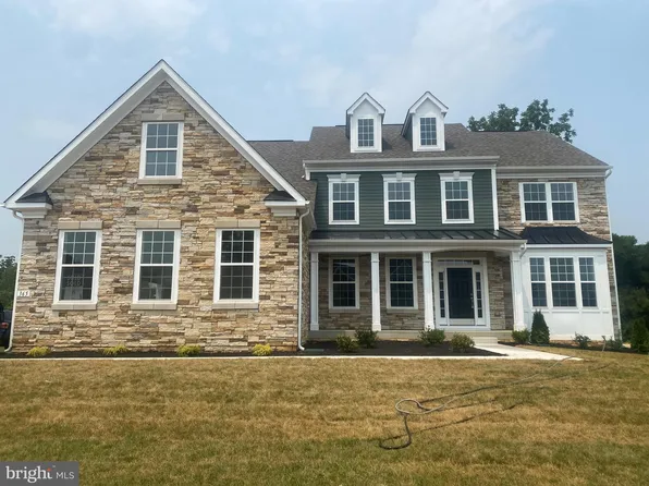 365 Flaxseed Dr, Martinsburg, WV 25404