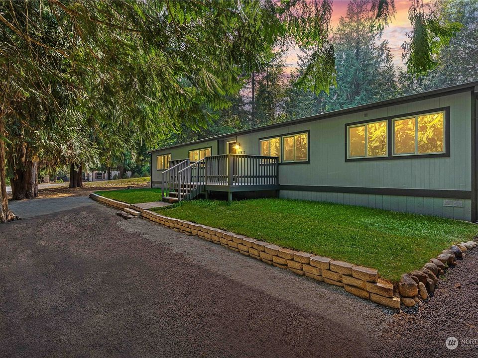 1st image of 20612 61st Avenue E