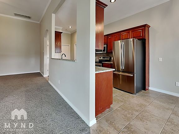 4th image of 3400 Valley Holw