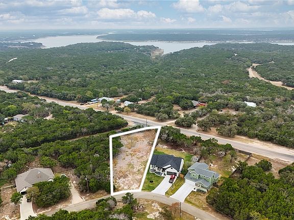 4th image of 15777 Salado Dr