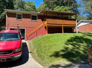 2007 Ballard St, Ashland, KY 41101