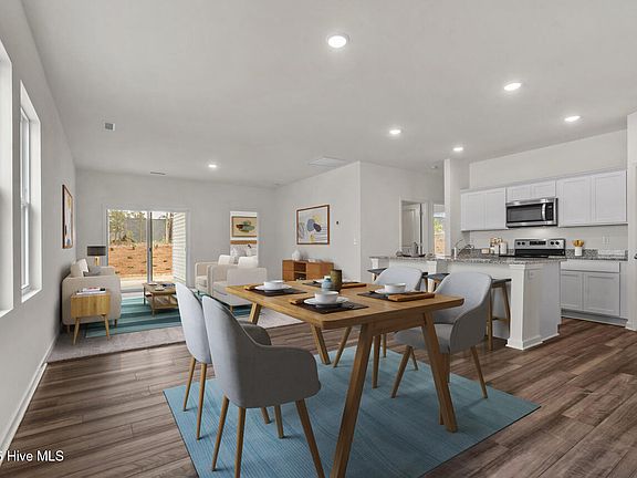 2nd image of 1115 Centerview Drive