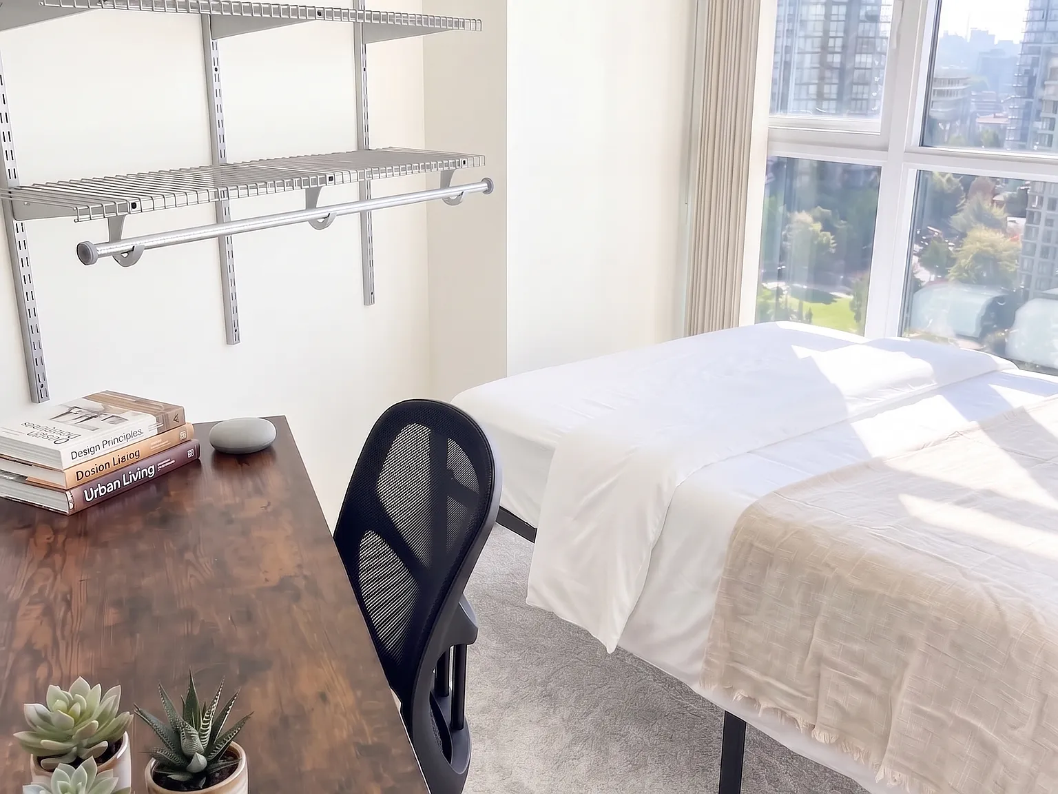 4 bed, $2,000 — Photo 2