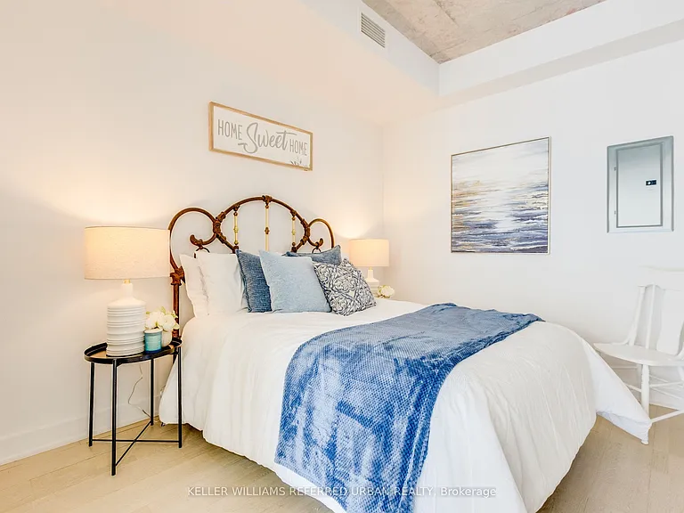 2 Gladstone Ave #208 — Photo 20