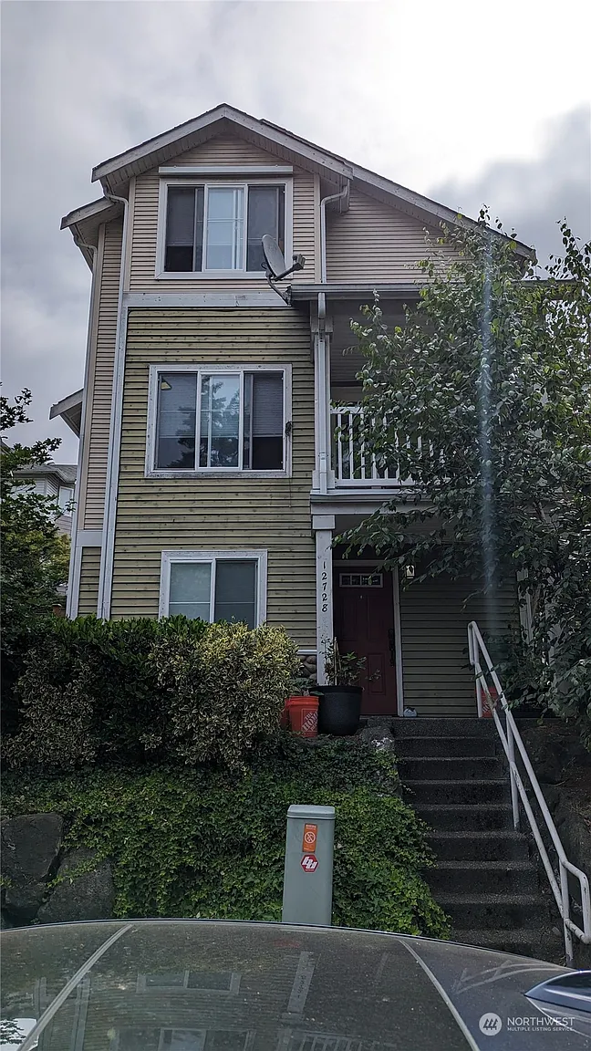 12728 35th Avenue NE photo 1