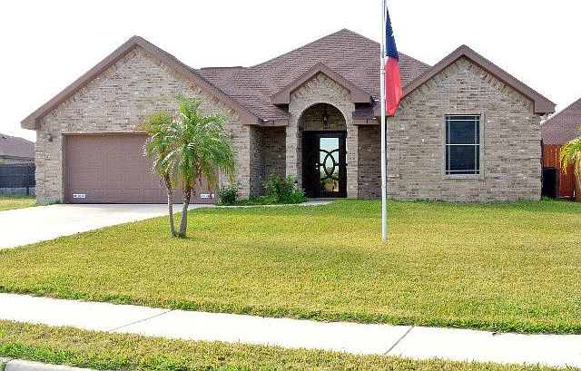 1st image of 412 Palm Shores Dr