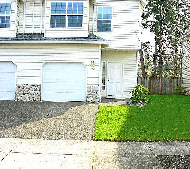 1st image of 826 SE 62nd Ave