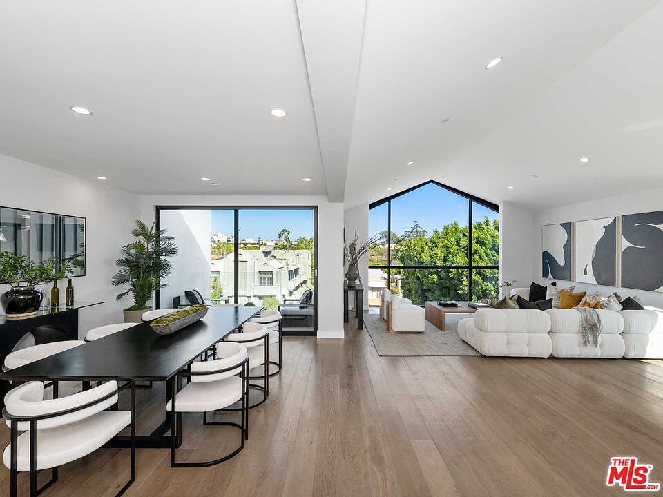 1st image of 1017 N Croft Ave #Penthouse 2